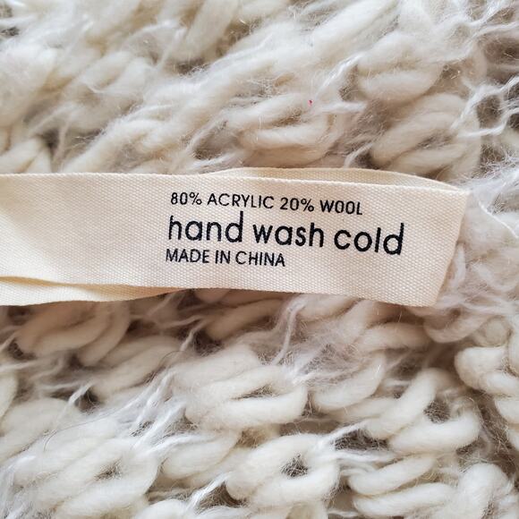 Paula Bianco Wool Blend Chunky Loose Open Knit Infinity Scarf Ivory Neutral Soft - Picture 7 of 7